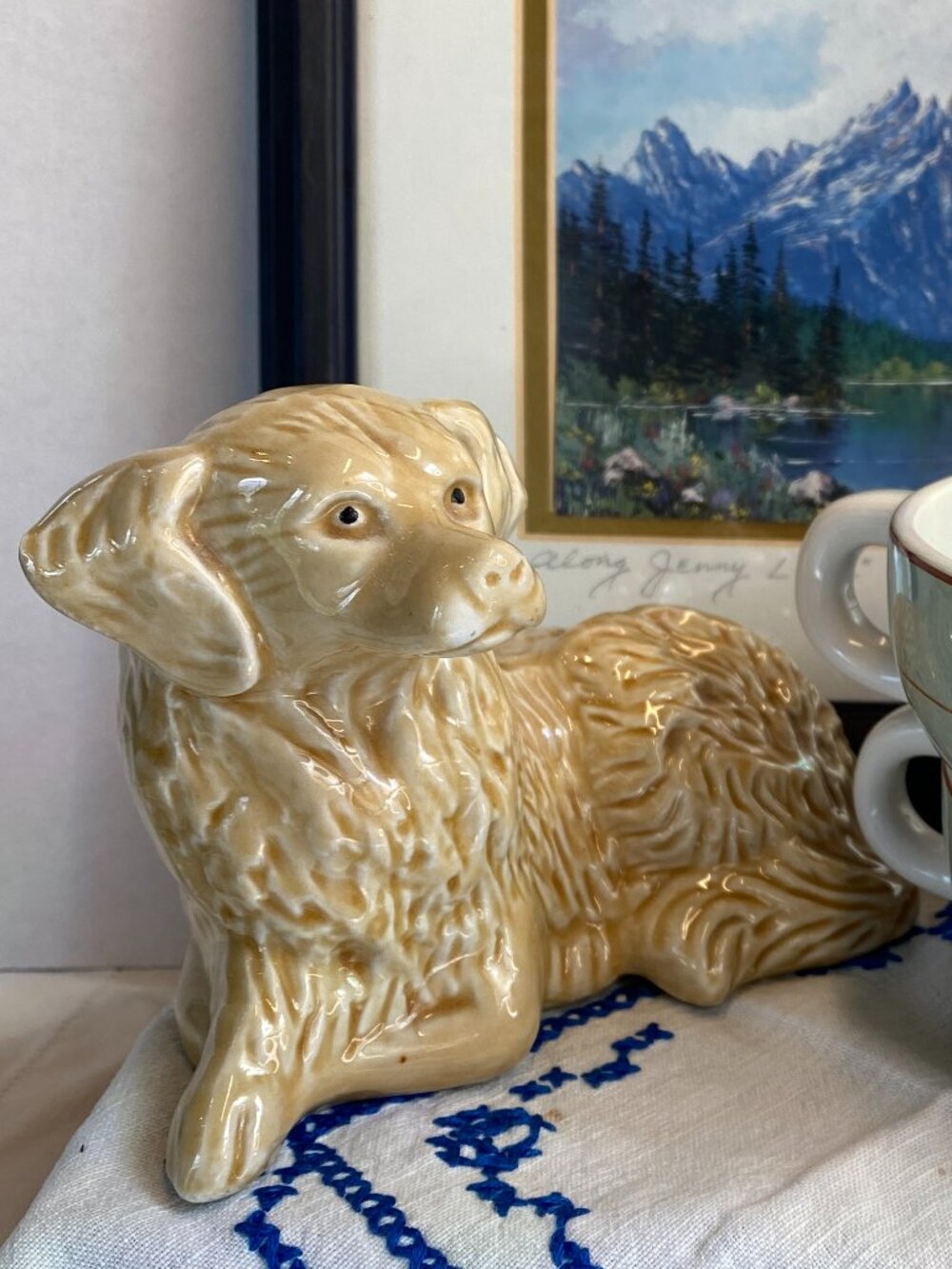EUC Vintage Ceramic Golden Retriever Dog Figurine Made in Brazil